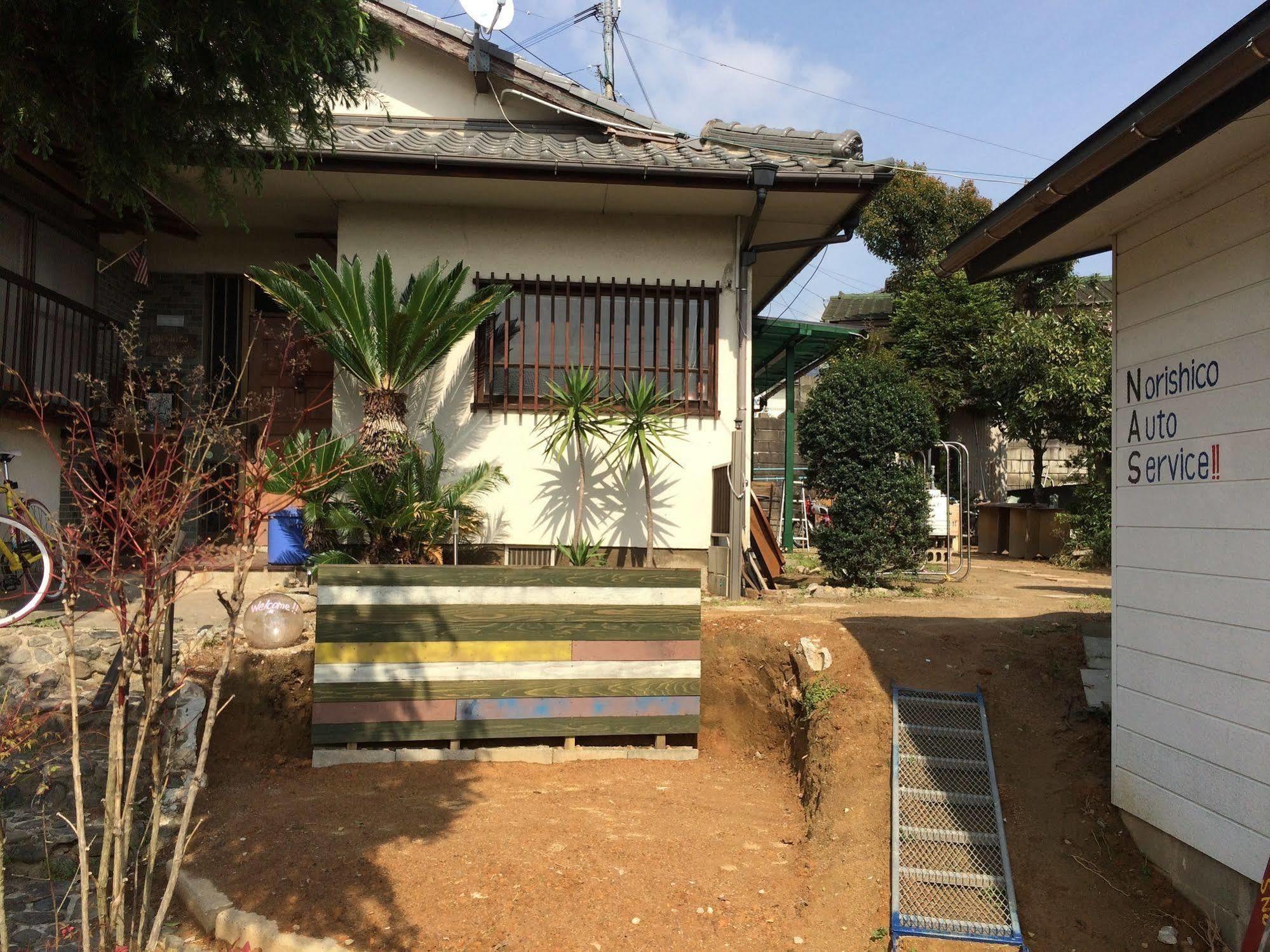 ノリシコオートゲストハウス 筑紫野市 エクステリア 写真